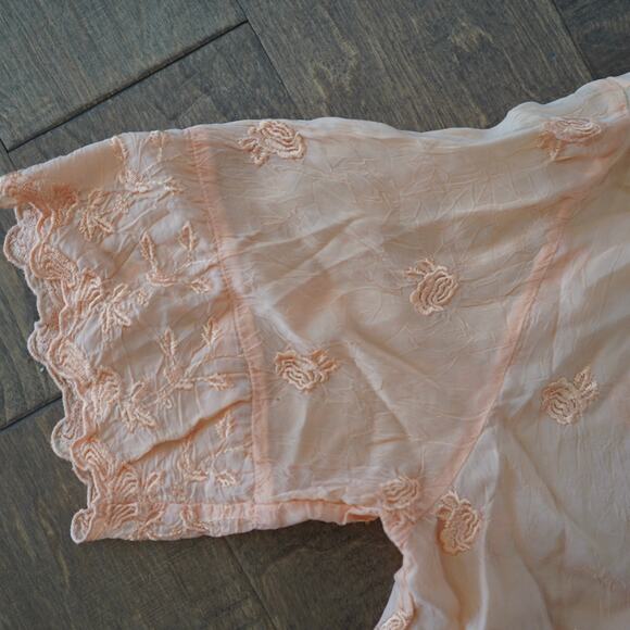 Johnny Was Collared Short Sleeve Cropped Top Peach Womens Size XS - Picture 3 of 7